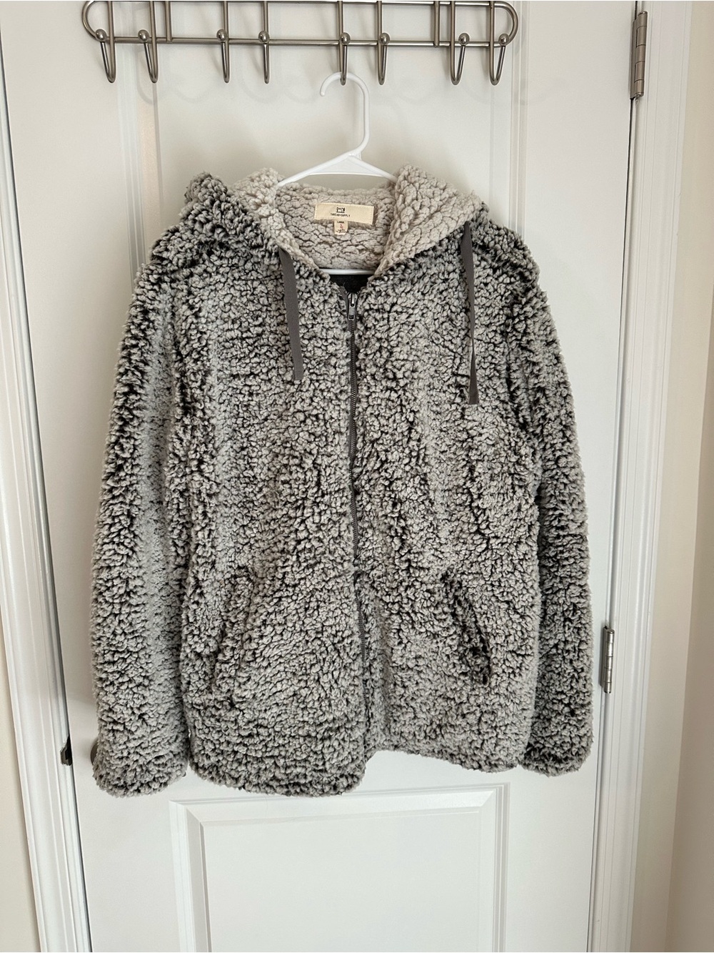 Thread + Supply - Wubby Cozy Gray Sherpa Zip-Up Hooded Jacket - Sz L
